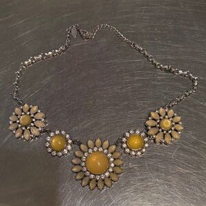 Elegant light pink  and Silver Floral Necklace